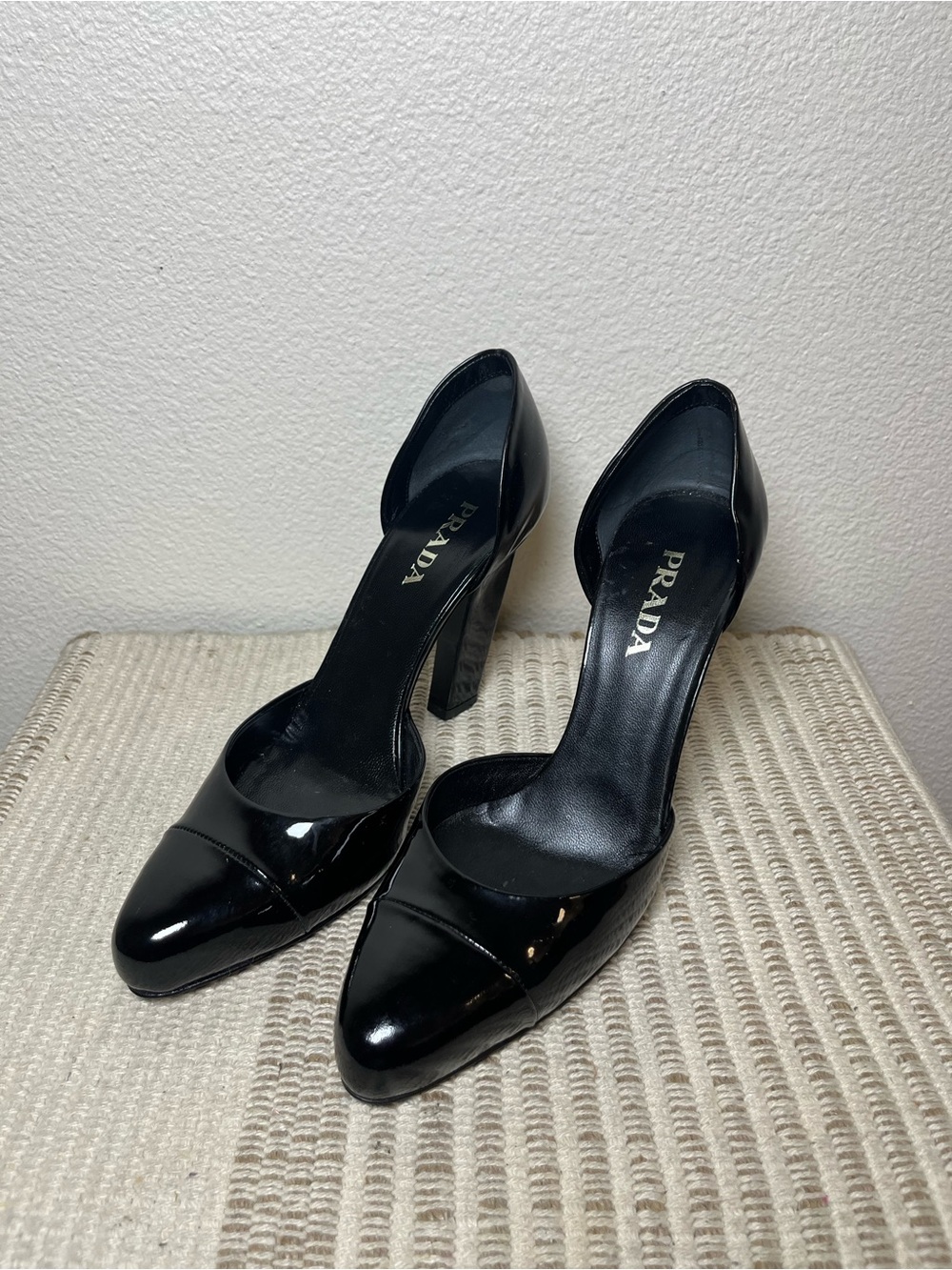 Prada D’Orsay Black Patent Leather Block Heel Pumps 7.5/37.5 - Picture 2 of 6